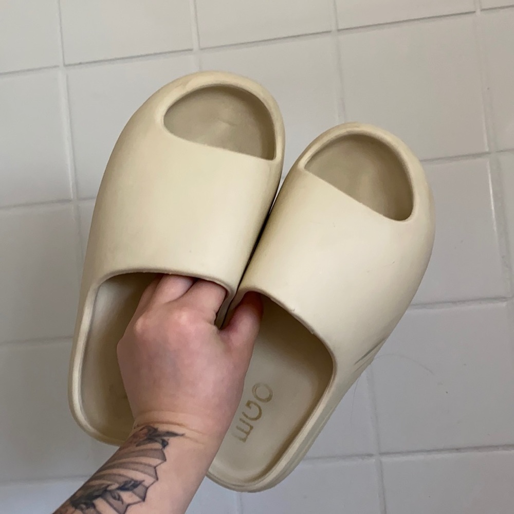 egoshoes playoff slider sandal